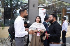 Ravi_M-212