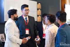 Ravi_M-646