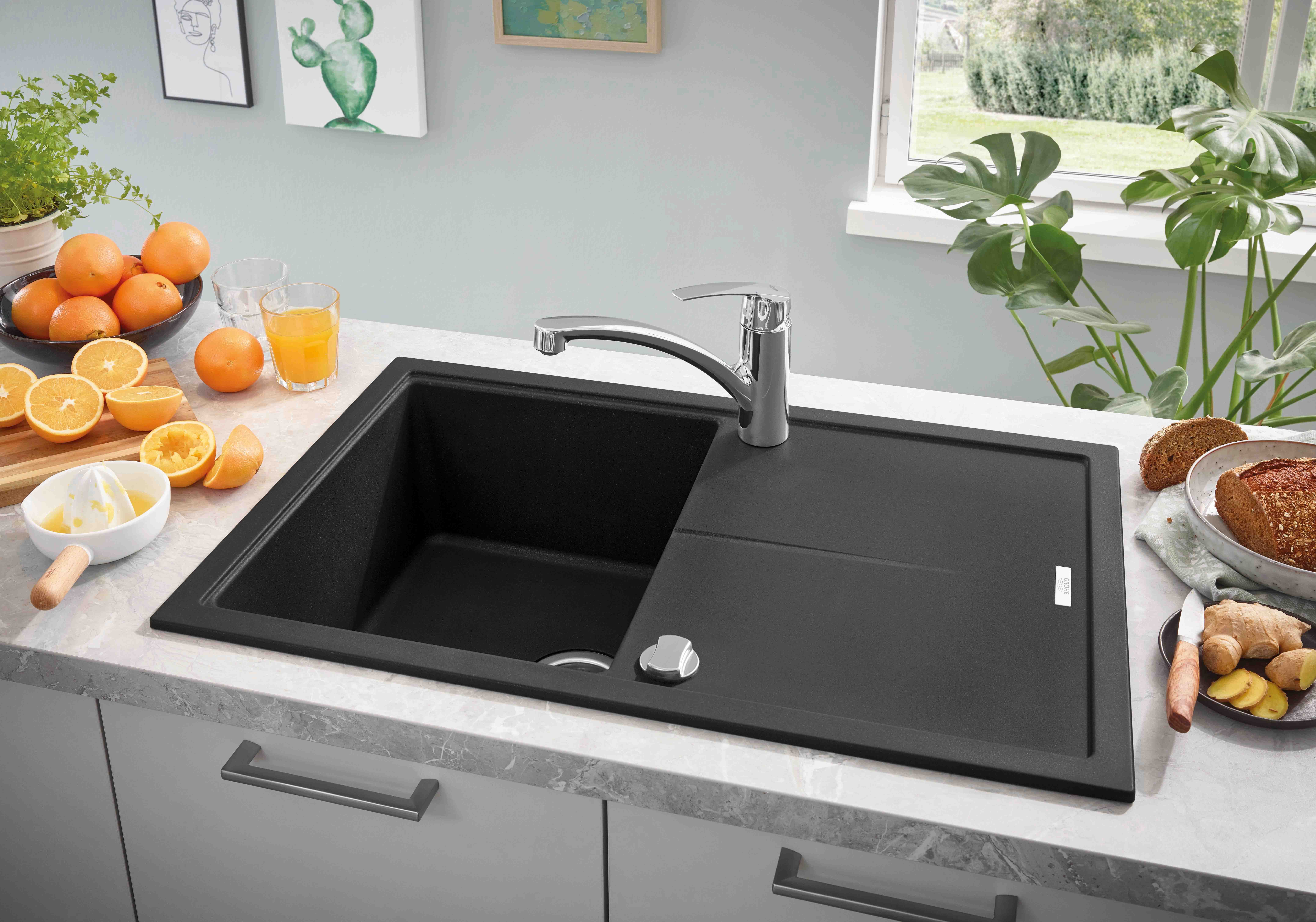 GROHE Kitchen Sinks add Form and Functionality